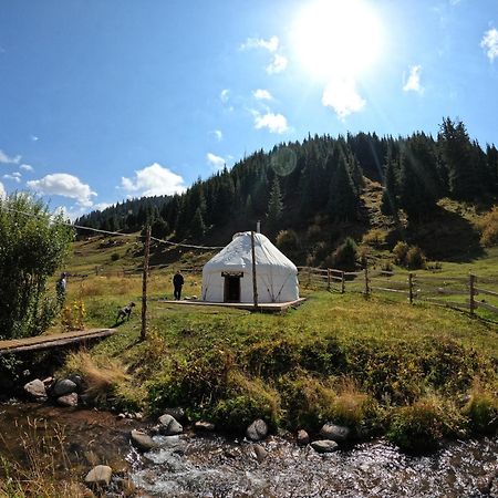 Mine Hostel Dzhergalan Jyrgalan Zewnętrze zdjęcie