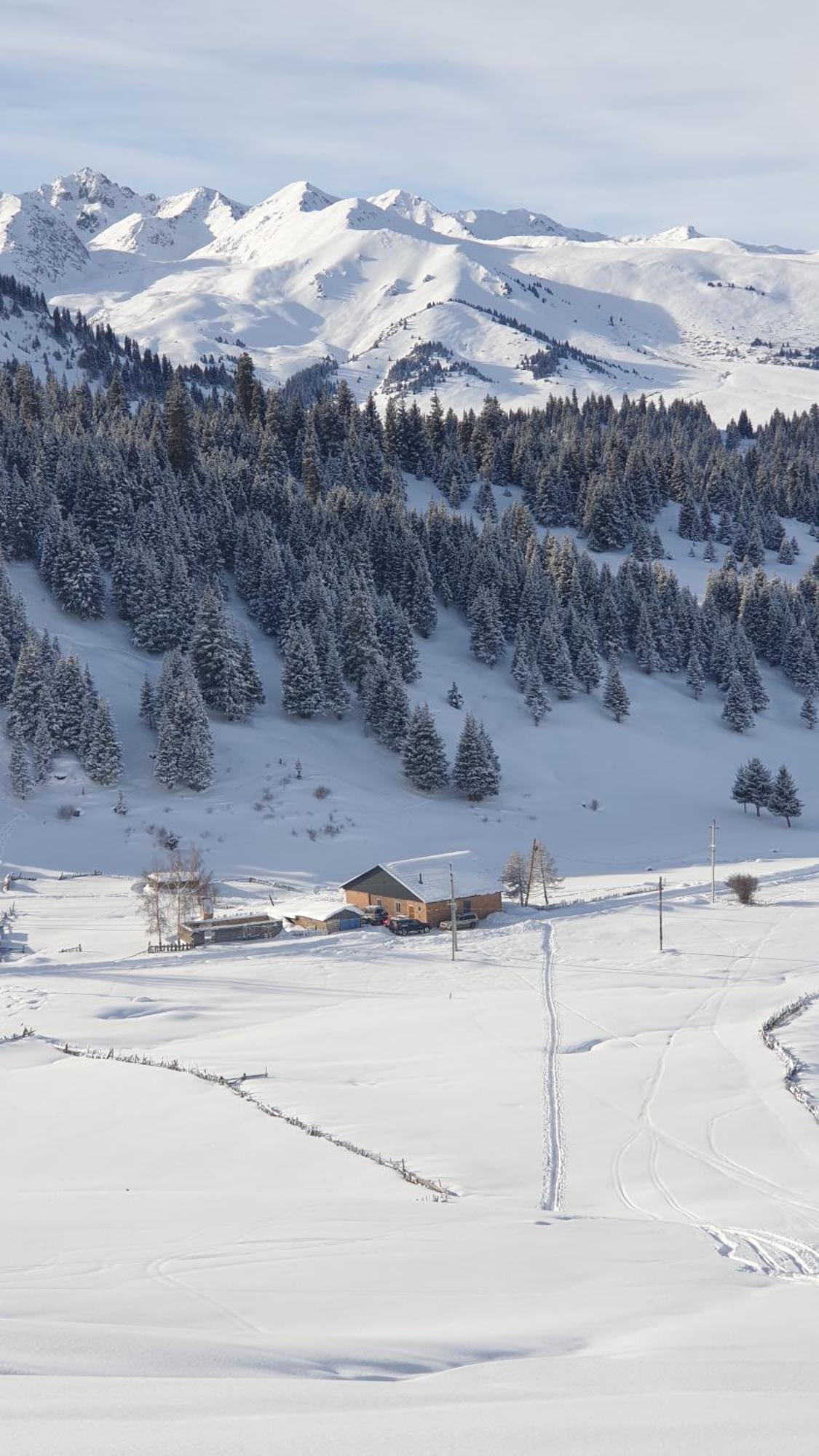 Mine Hostel Dzhergalan Jyrgalan Zewnętrze zdjęcie