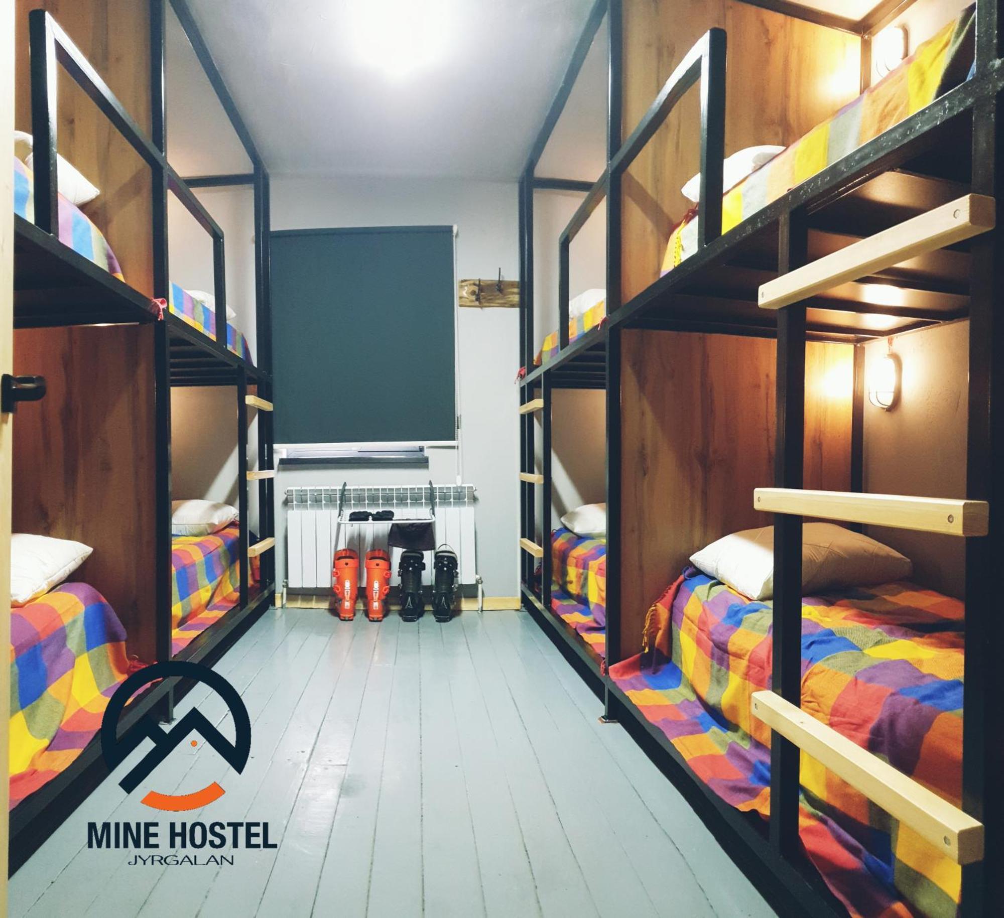 Mine Hostel Dzhergalan Jyrgalan Zewnętrze zdjęcie