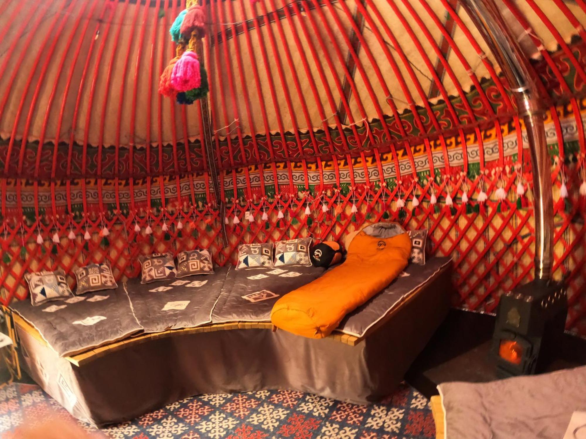 Mine Hostel Dzhergalan Jyrgalan Zewnętrze zdjęcie
