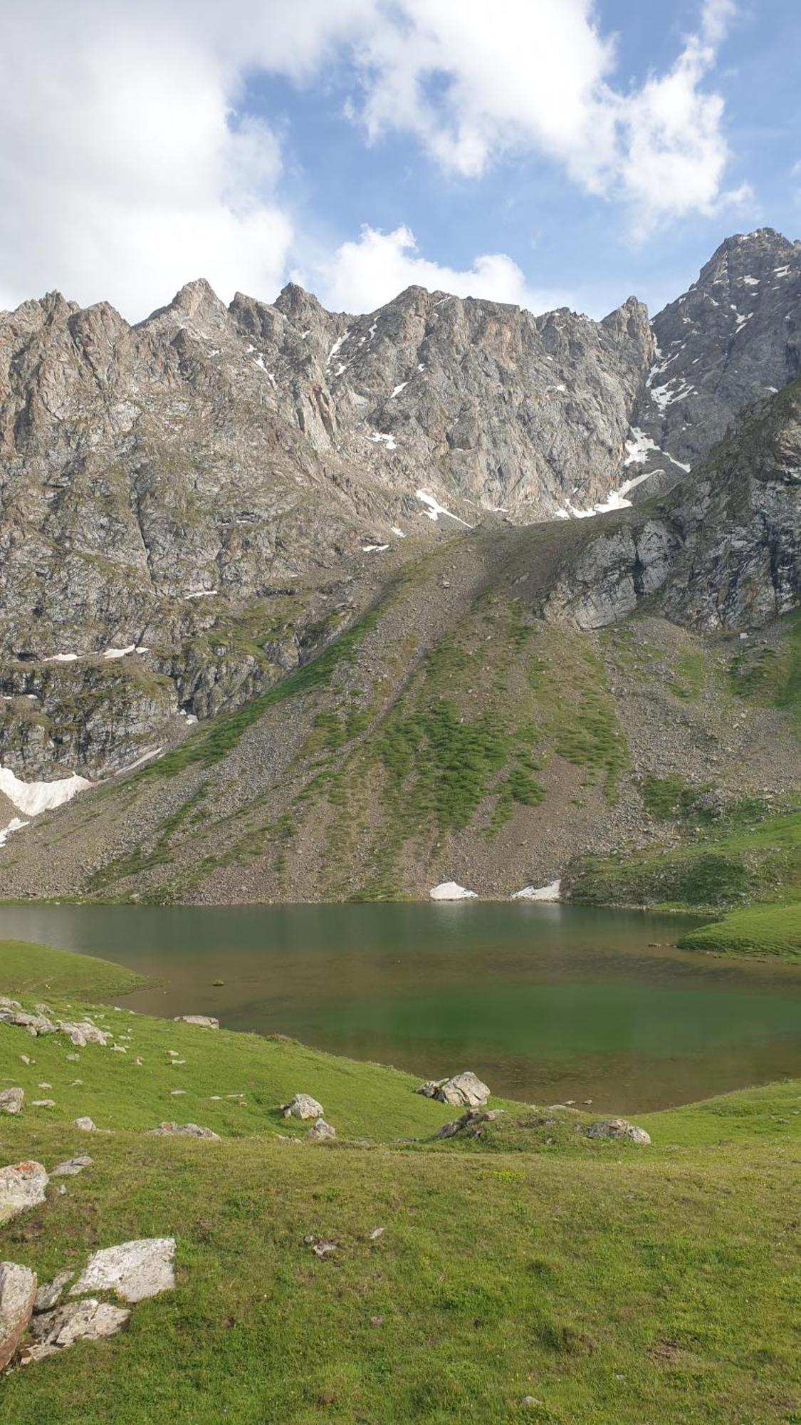 Mine Hostel Dzhergalan Jyrgalan Zewnętrze zdjęcie