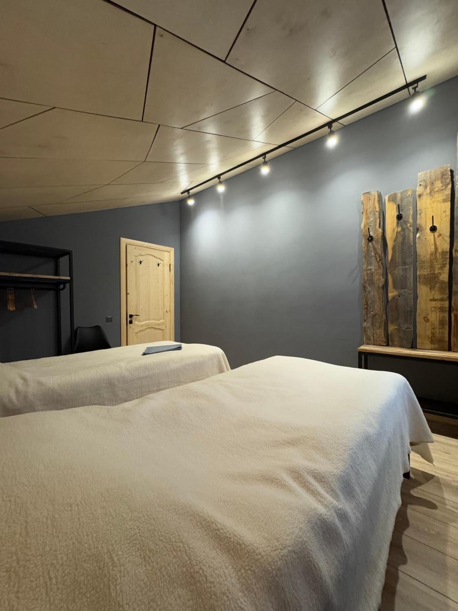 Mine Hostel Dzhergalan Jyrgalan Zewnętrze zdjęcie